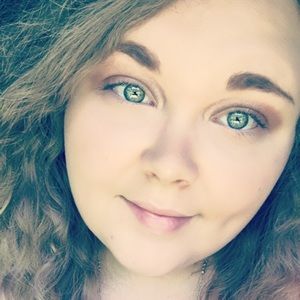 Meet your Posher, Tonya